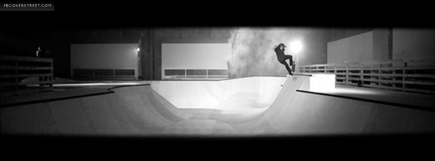 Skateboarding Frontside Overcrook on Bowl  Wallpaper